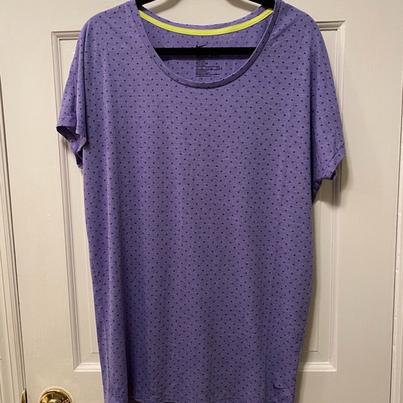 Nike Dri-Fit Touch Club Boyfriend Polka Dot Top - Picture 2 of 5